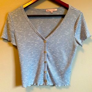 🥀3/$15🥀Ribbed Baby Blue Speckled Top from Macy’s